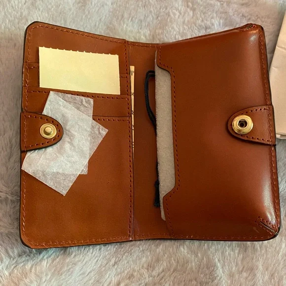 Dooney & Bourke Slim Phone Case in Smoke Grey ZR022 NWT - Picture 11 of 16